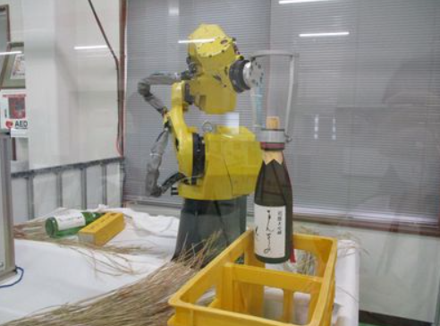 お酌ロボット